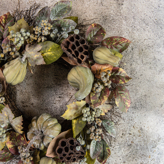 24" GREEN BERRY, GOURD & LOTUS POD WREATH