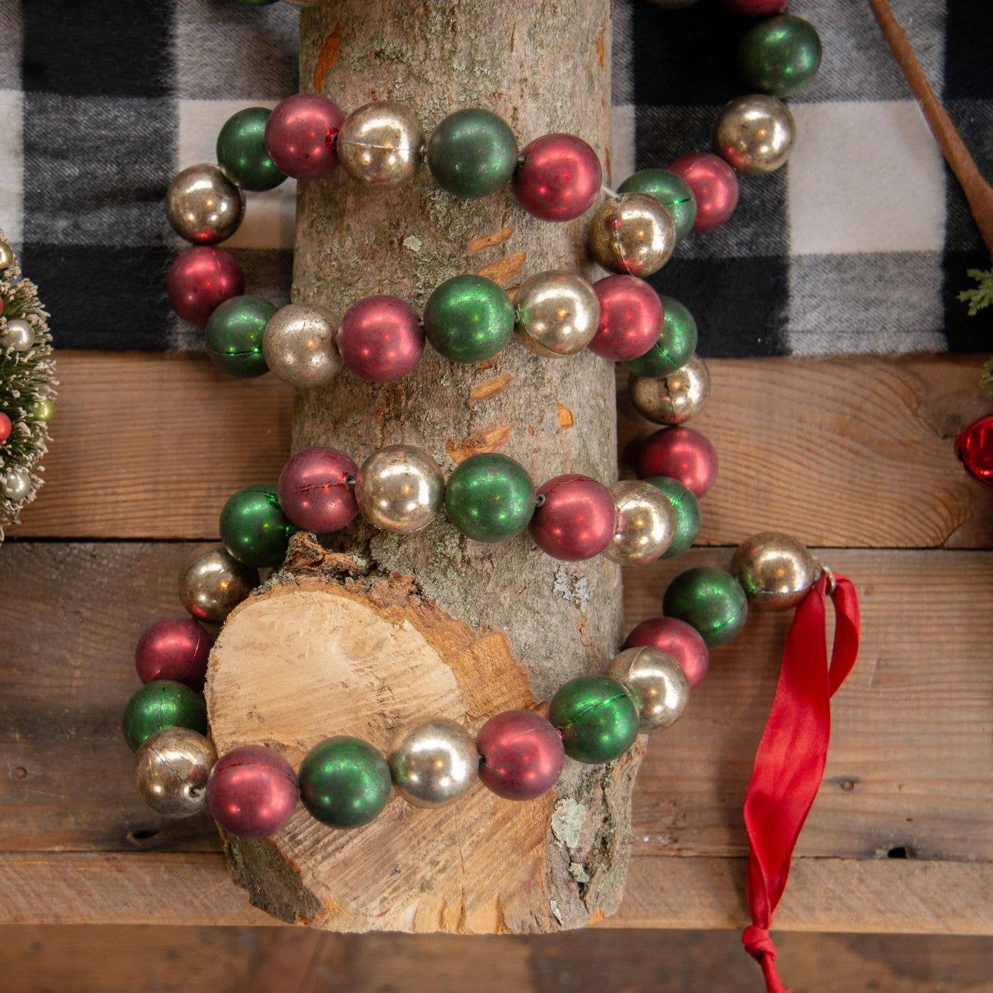 6' JUMBO RED,GREEN,SILVER GARLAND