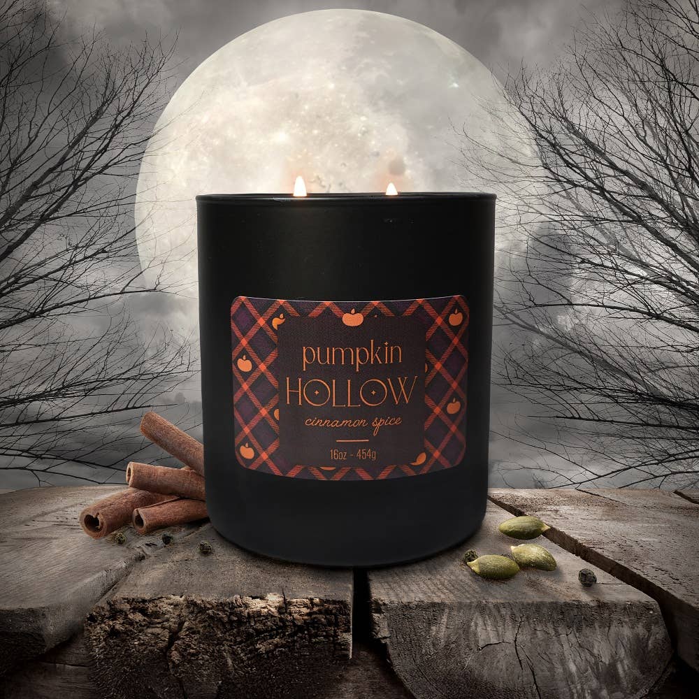 Pumpkin Hollow, 16oz Halloween Candle