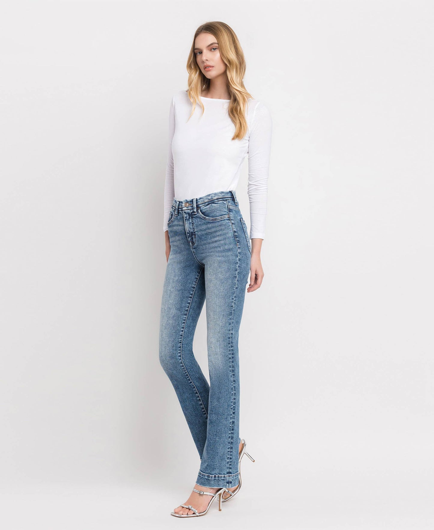TUMMY CONTROL HIGH RISE BOOTCUT JEANS LV1310