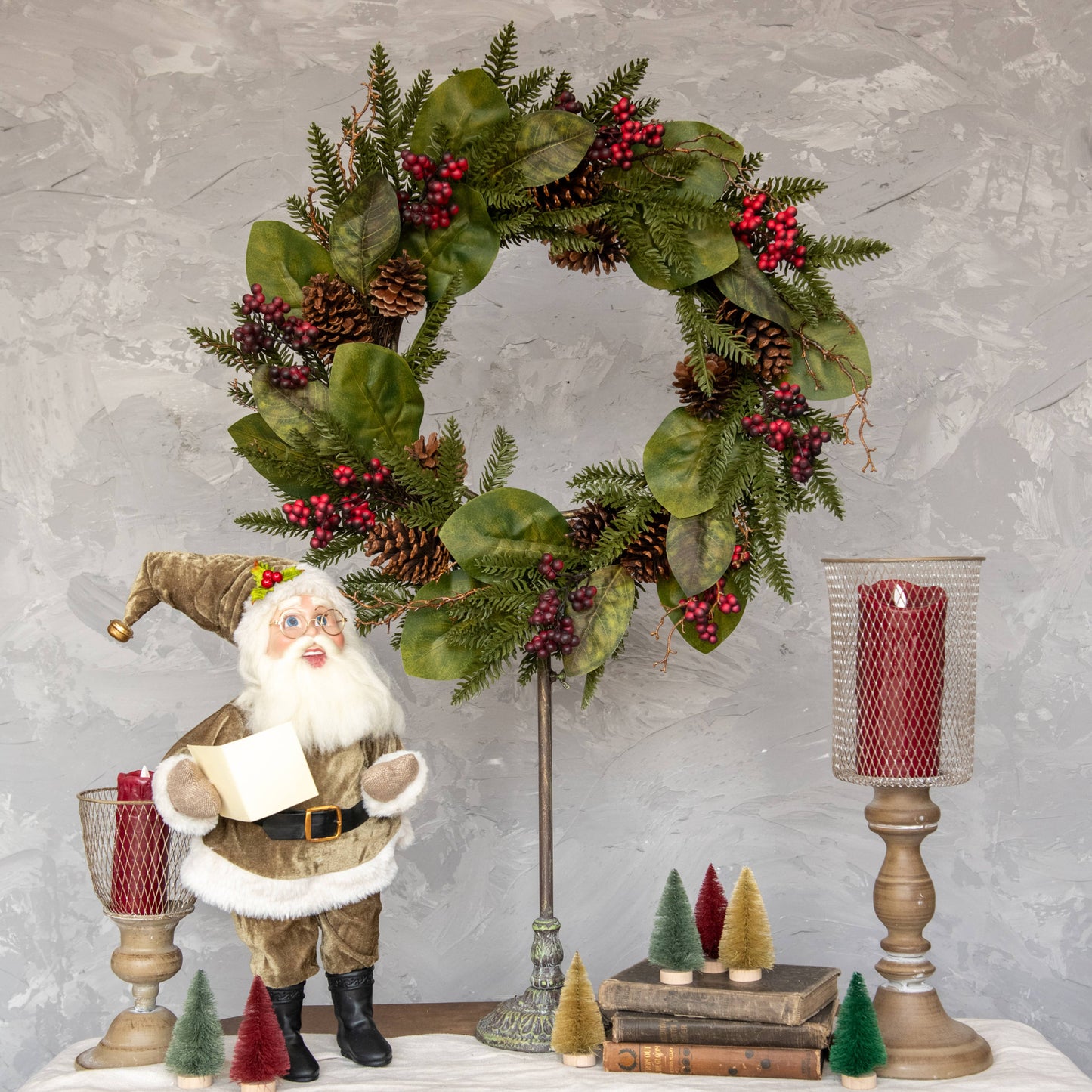 26" CEDAR & MAGNOLIA LEAF W/ RED BERRY WREATH