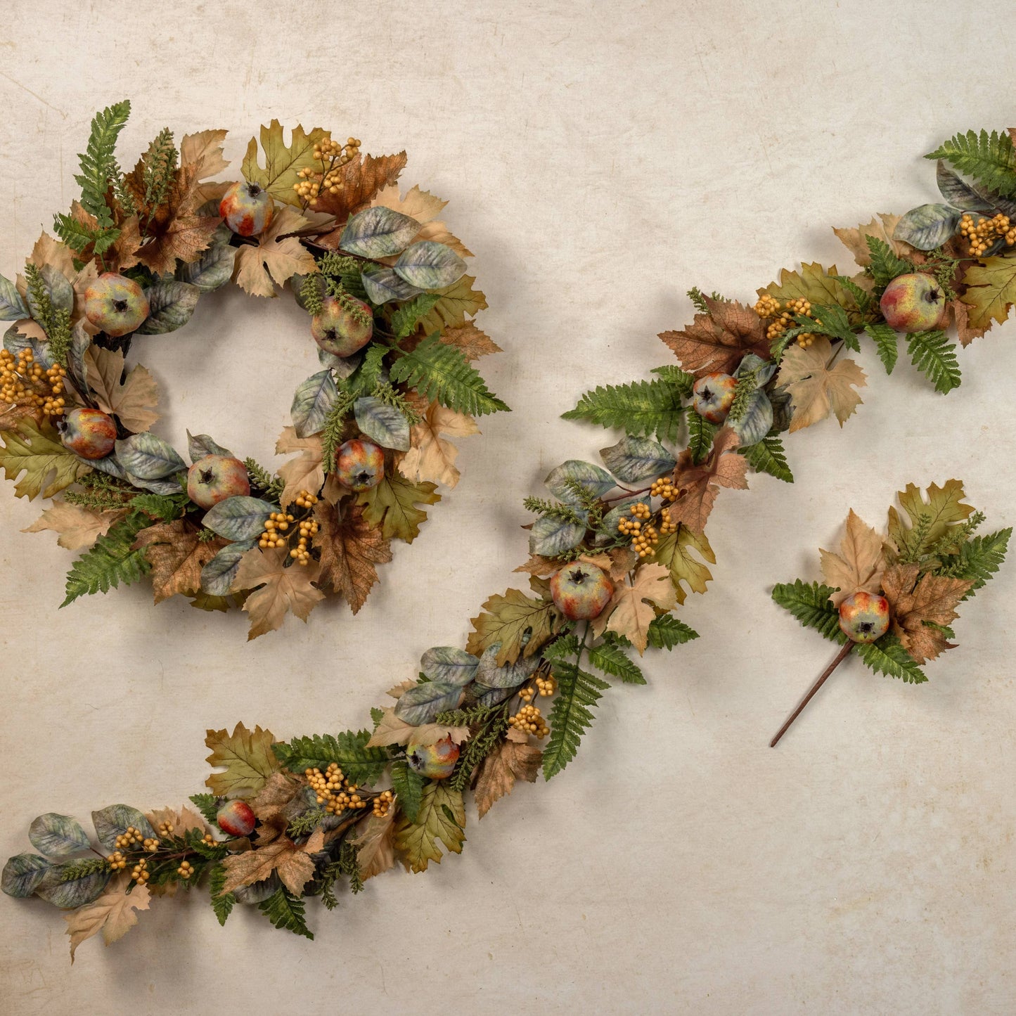 24" POMEGRANATE & BEIGE BERRY WREATH