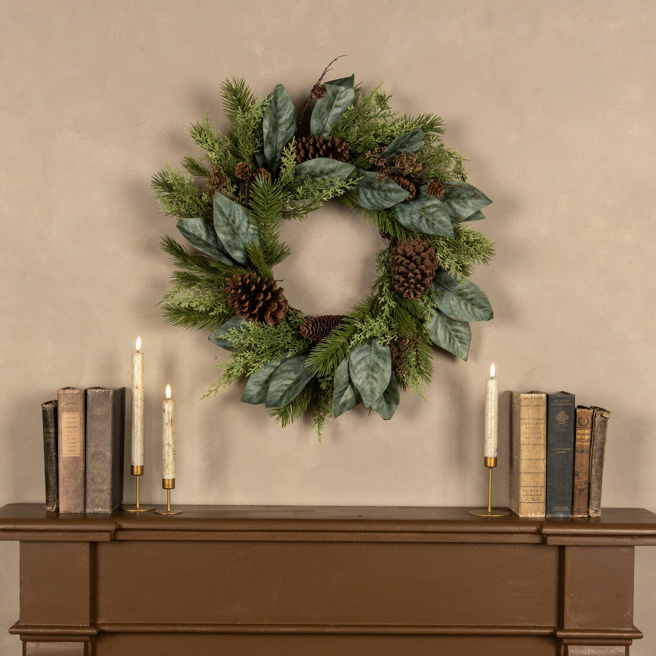 24" CEDAR, PINE & MAGNOLIA WREATH